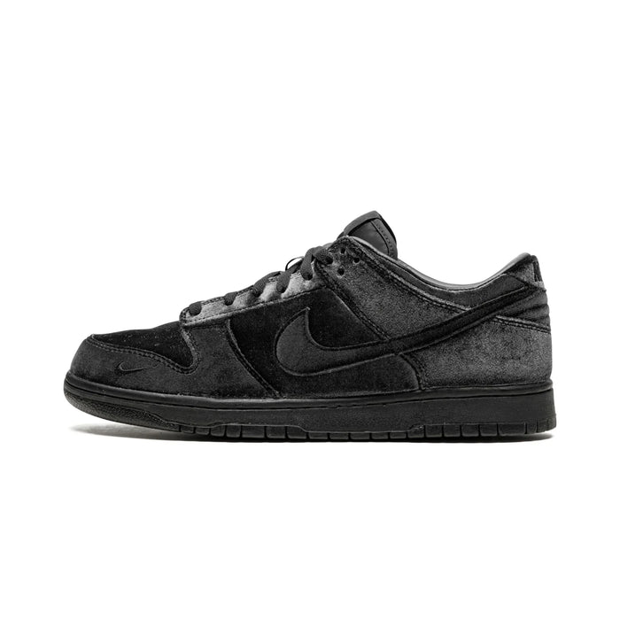 Nike Dunk Low Dover Street Market Triple Black Velvet — SPIKE